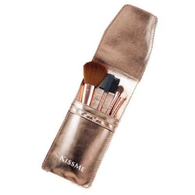 KISS ME Набор кистей для макияжа, 4 шт