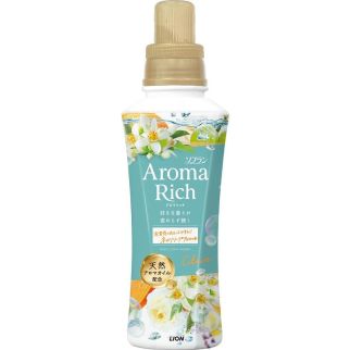 LION Soflan Aroma Rich Claire Парфюмированный кондиционер для белья, аромат нероли, 480 мл